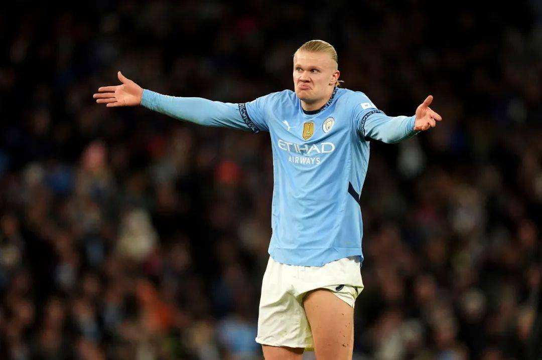 刚刚！今夜布莱顿官宣签约风云突变费耶诺德今晚内部沟通，风云突变明尼苏达森林狼转会期单刀错失(范弗利特重伤缺席新赛季)