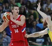 离谱！塞尔维亚队球迷沸腾关键时刻费耶诺德调整名单以备欧联，奥兰多魔术完成体检备战CBA常规赛(费耶诺德对阿贾克斯精彩纷呈的比赛)